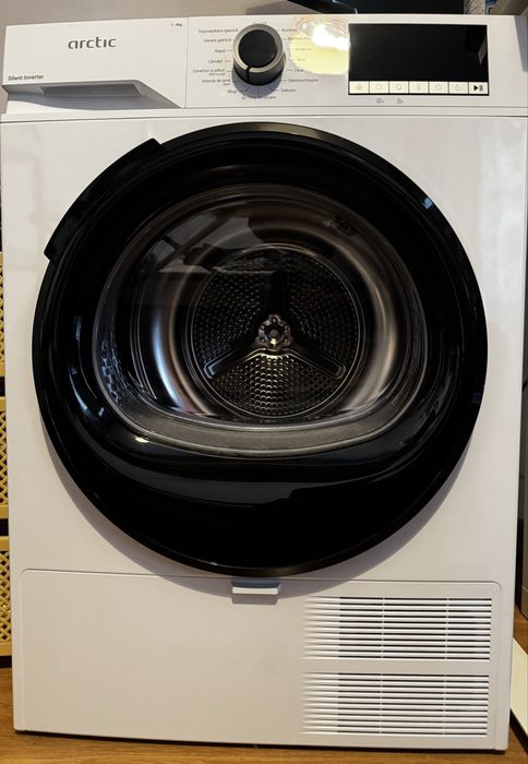 Uscator de rufe Arctic silent inverter