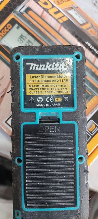 Makita оригенал лазерная рулетка