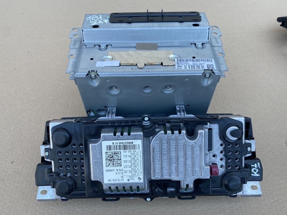 Unitate Radio / Display Navigatie BMW Seria 7 F01 F02 2009-2012