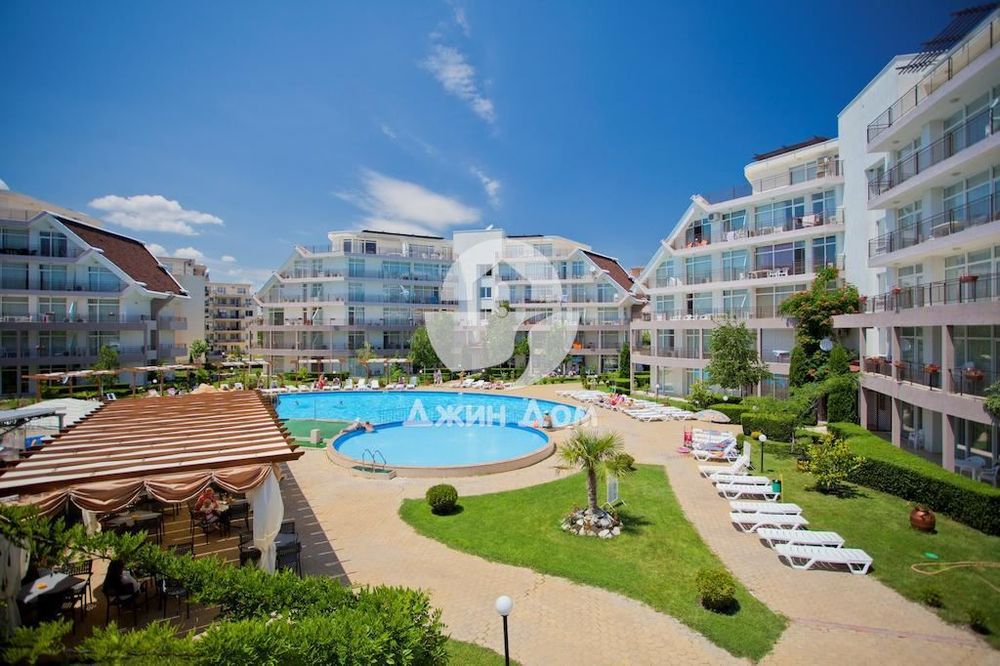 Продава се Двустаен апартамент в к.к. Слънчев бряг - 69 кв.м за 943 €/кв.м - Снимка #7