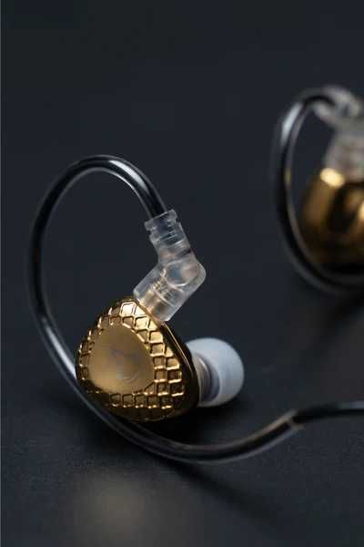 NFAcous RG15 × Assassin's Creed Mirage Casti IEMs In-Ear Noi, Cutie