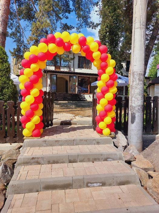 Arcade baloane inaugurare locație