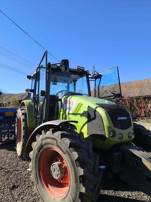 Vând tractor Claas axos 340 Bala • OLX.ro