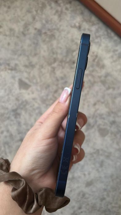 Продам айфон 12,состояние нового