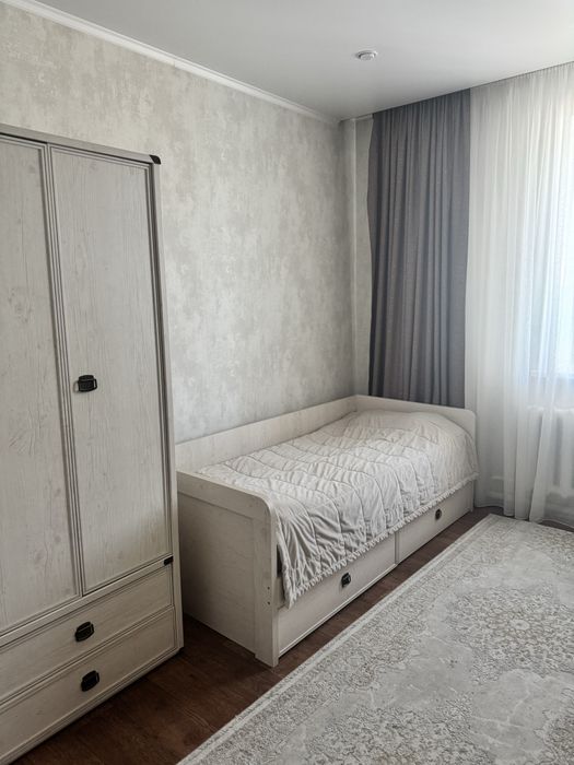 Продам кровать 90 на 200