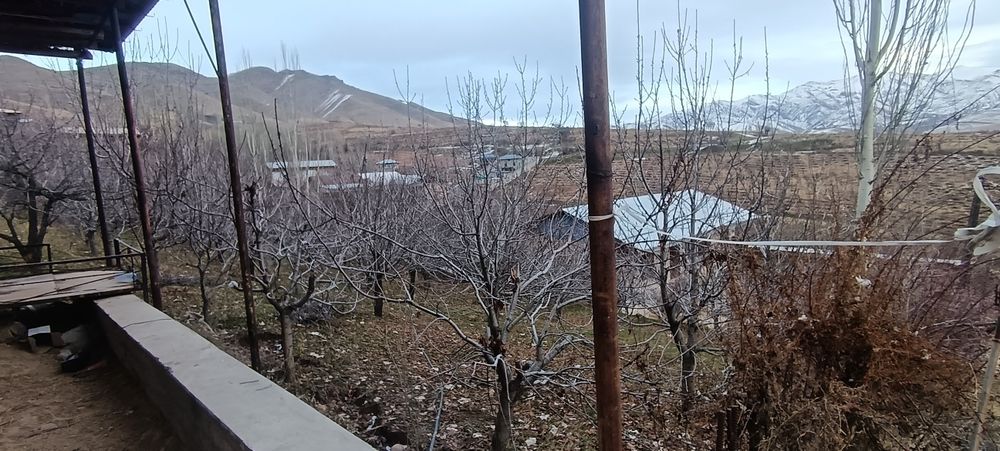 Yer sotiladi 12 sotix