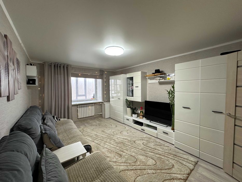 3-ком Крамского 44/3. С ремонтом мебелью и техникой. Район Копера