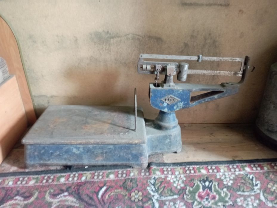 Продам  весы.   .