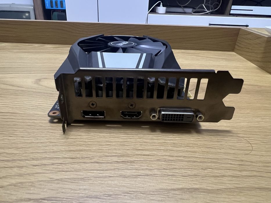 ASUS GTX 1660 phoenix