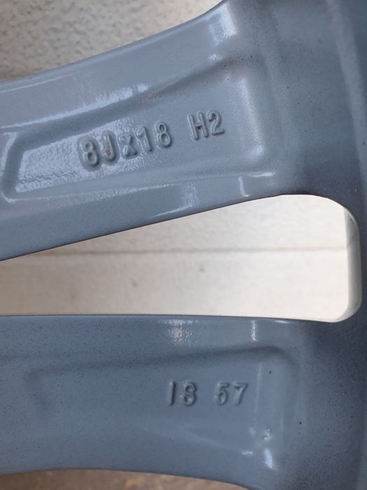 Оригинални джанти за BMW 2 R18 5x112 ET57 8J