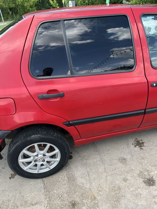 Продам фольцваген венто 1993 на ходу