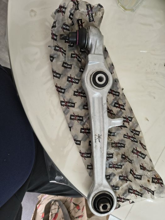 Brat audi a6 detalii in poze