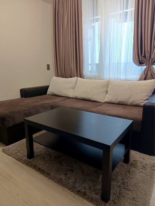 Ъглова холна гарнитура с фунция за сън + холна масичка