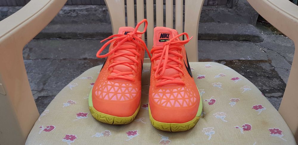 Оригинални маратонки Nike Zoom Cage 2