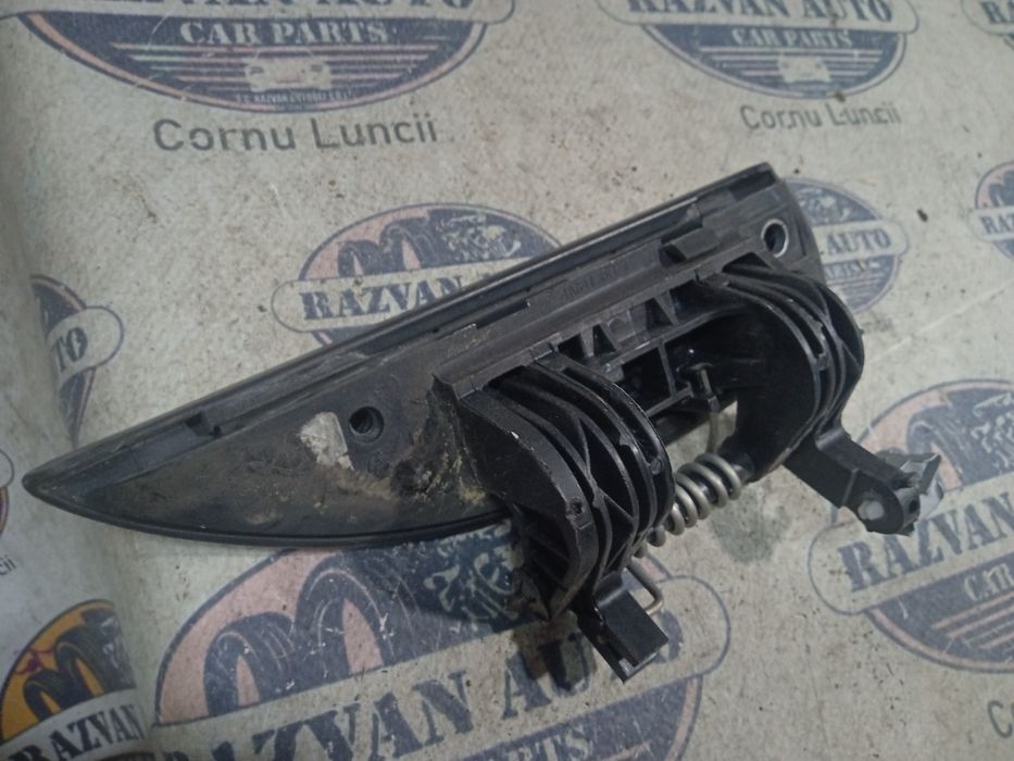 maner exterior stanga fata  dacia logan mcv 2015