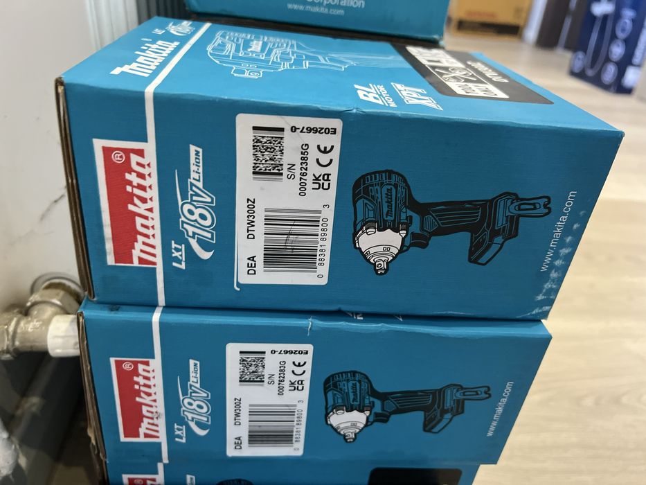 Filetanta cu impact Makita DTM 300 Z-Noua
