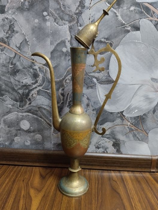 Продается индийский  кувшин