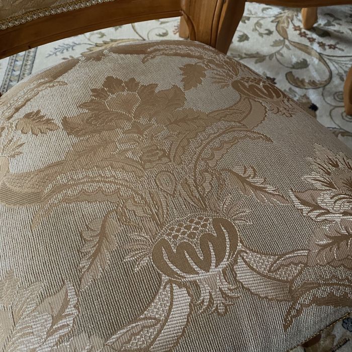 Продается стол идеальное состояние