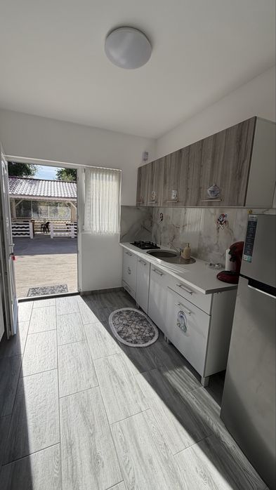 Inchiriez Apartament  Regim Hotelier Buzias 150 Ron