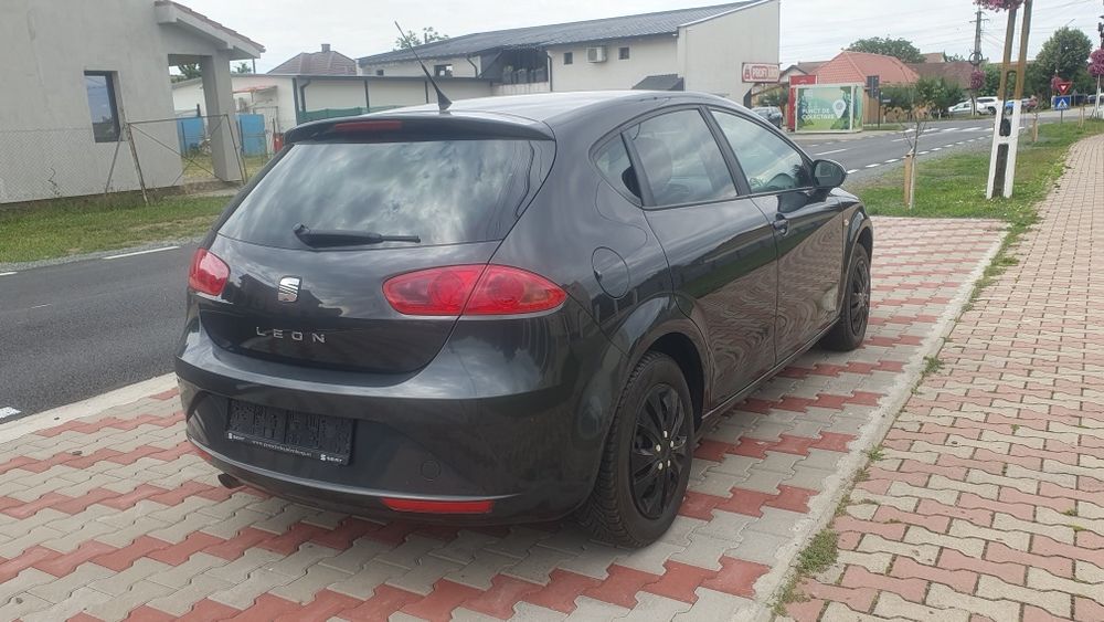 SEAT Leon 2011 — imagine 5