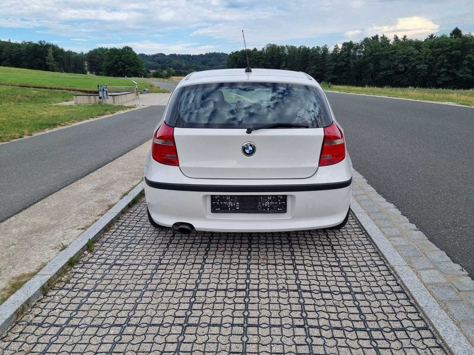 BMW 1 Series 2010 — imagine 5