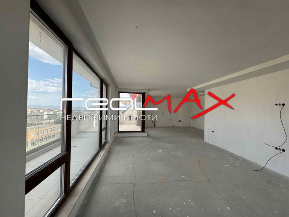 Продава се Тристаен апартамент в Казанлък - 171 кв.м за 1539 €/кв.м - Снимка #2