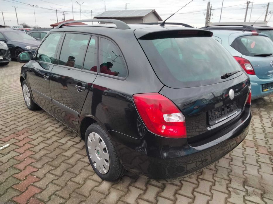 Skoda Fabia 1.6 benzină automată climatic