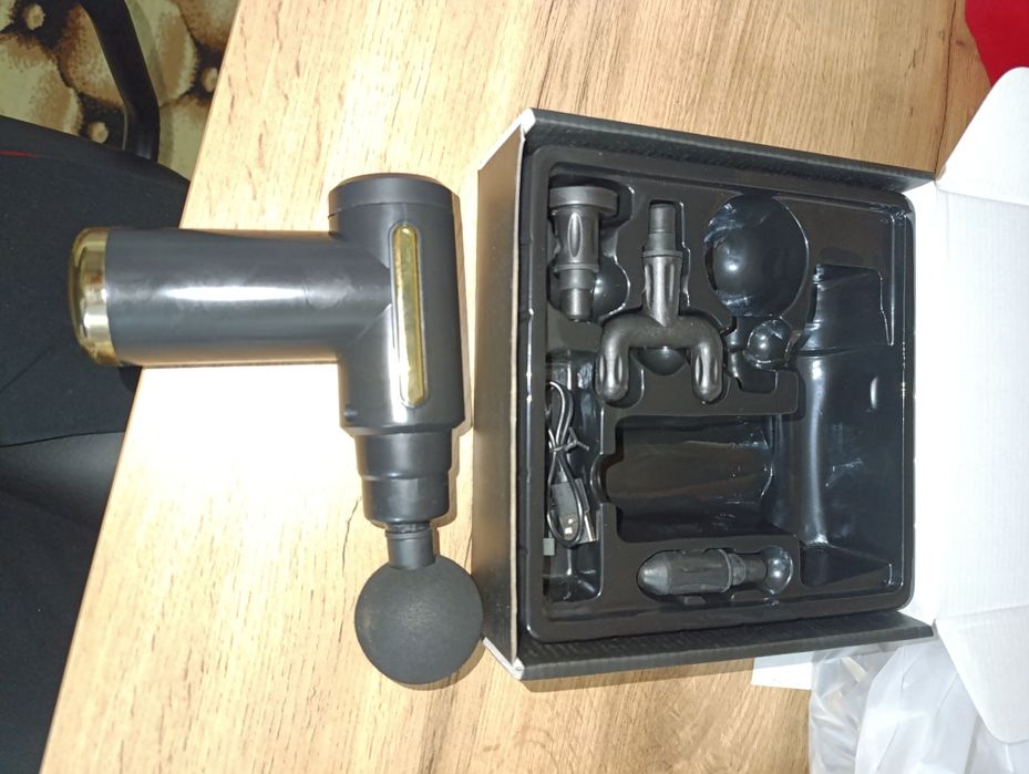 Masaj qiladigan aparat. yangi