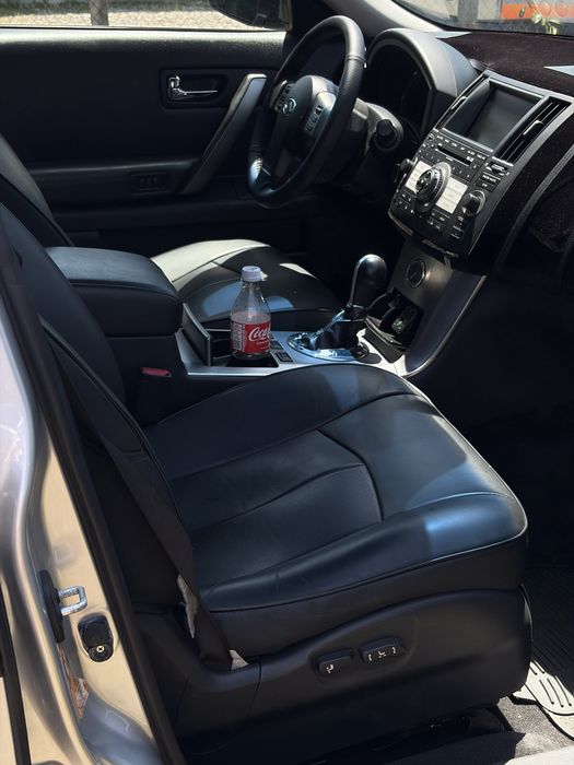 Infiniti fx35 2006 3.5L