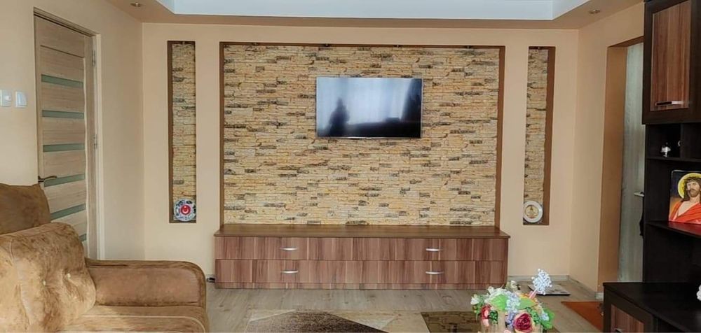 Apartament 2 camere – Central, Hunedoara – gata de mutat!