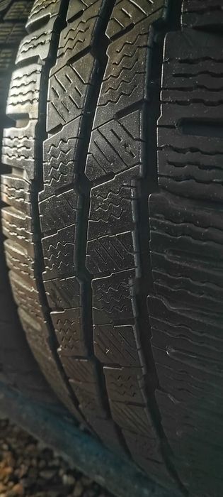 215 65 16C iarna Michelin Autoutilitara Microbuz Bus Camionete