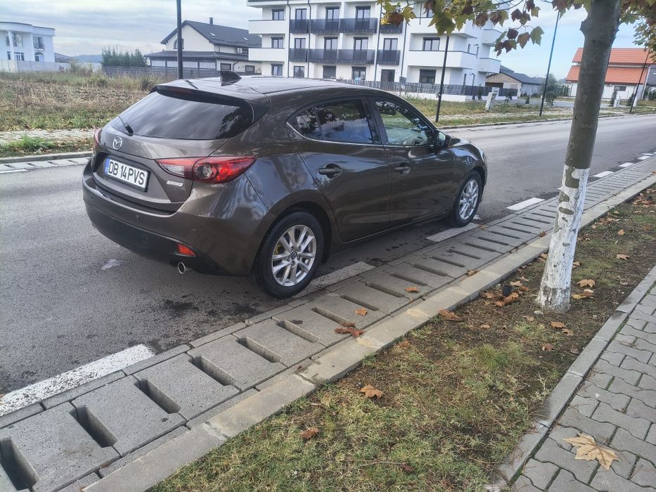 Mazda 3 model 2.0
