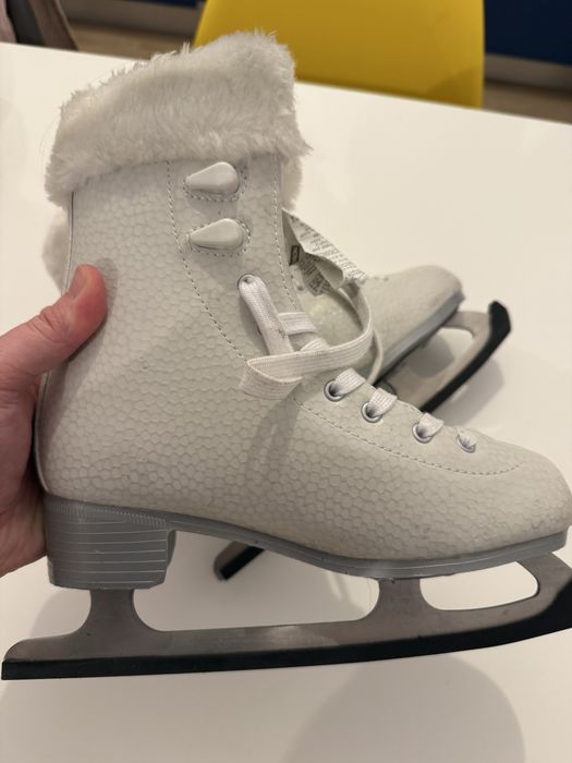 Patine gheata marimea 36 stare excelenta