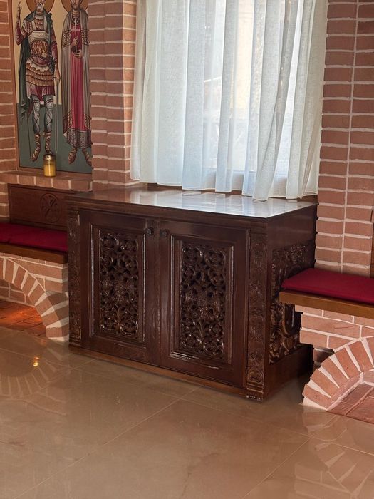 Iconostasul wow    lemn stejar