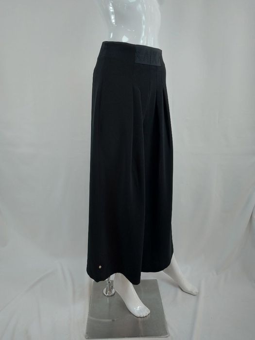 продам женские брюки Armani