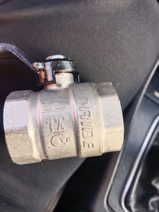 Краны отводы резьбы