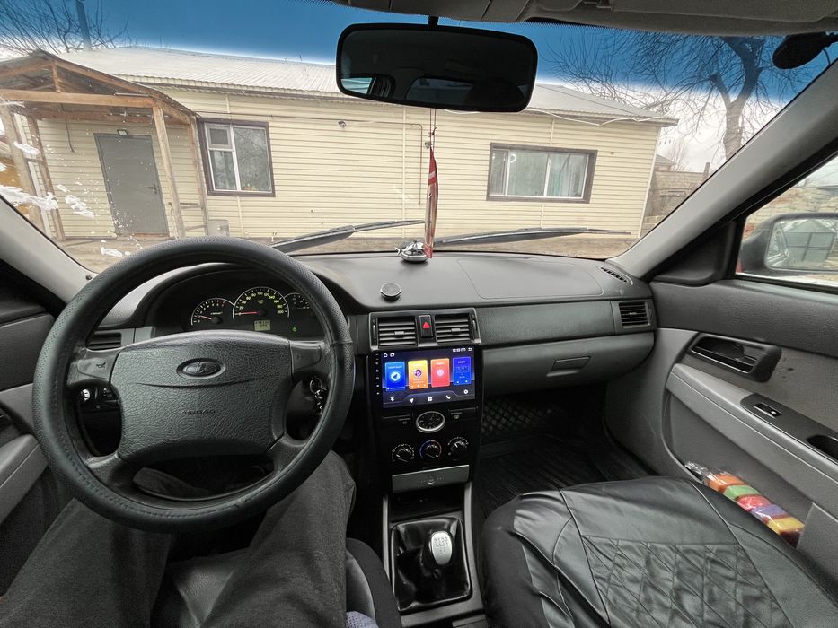 Продам машину приору