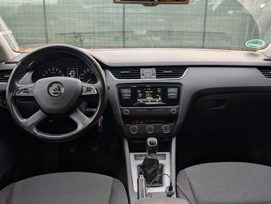 SKODA Octavia 2015 — imagine 5