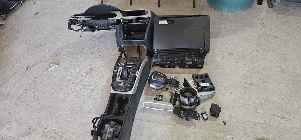 Plansa Bord Audi A4 B8/B8,5 Kit Conversie