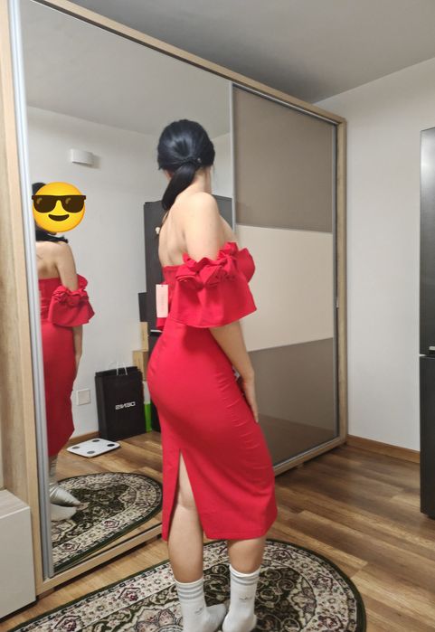 Rochie Trendyol roșie cu detalii