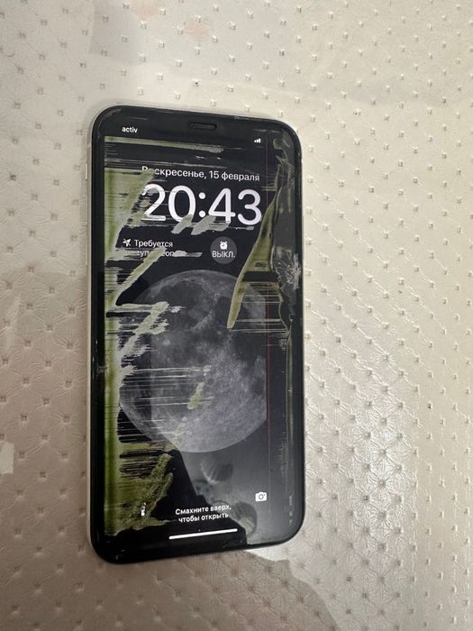 Айфон 11 не логает (74 емкост)