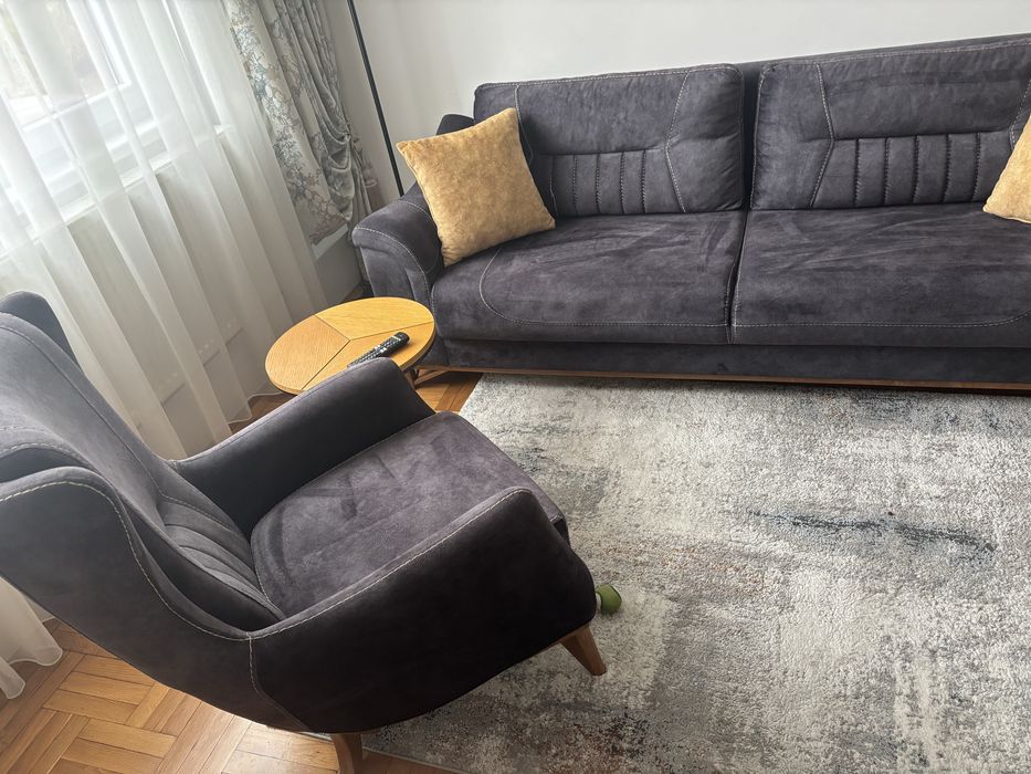 Триместен диван и кресло