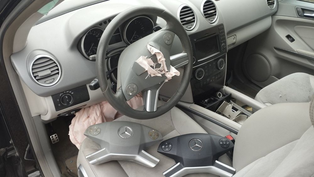 Mercedes ML W164 350 facelift 2011 г на части