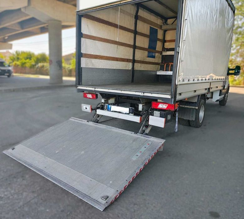 Vand Ford Transit cu lift