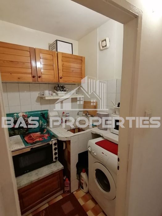 Продава се Двустаен апартамент в София, Фондови жилища - 65 кв.м за 2154 €/кв.м - Снимка #2