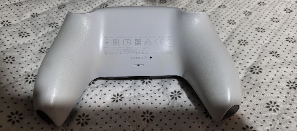 Оригинальный корпус DualSense PS5 (Mortal Kombat Style)