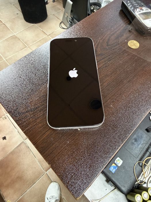 Iphone 16 128 gb за части