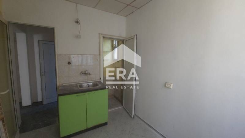 Продава се Тристаен апартамент в София, Център - 76 кв.м за 1738 €/кв.м - Снимка #6