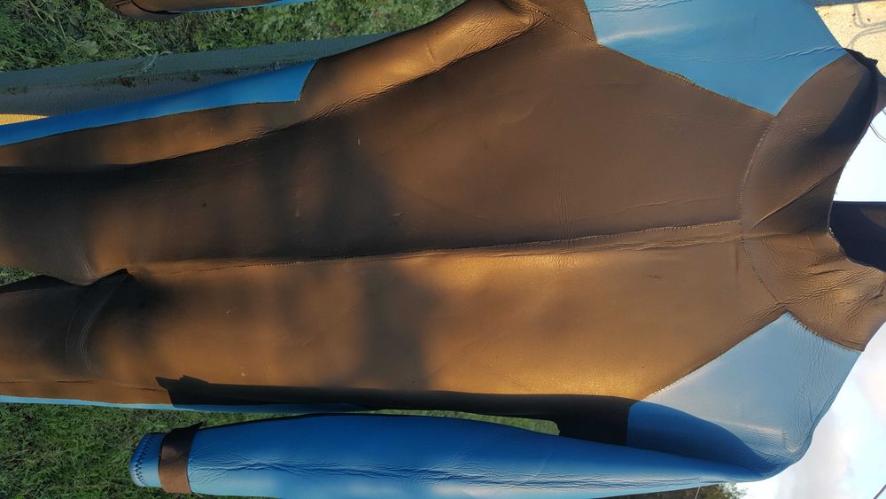 Мъжки/юношески неопренов костюм 4 мм