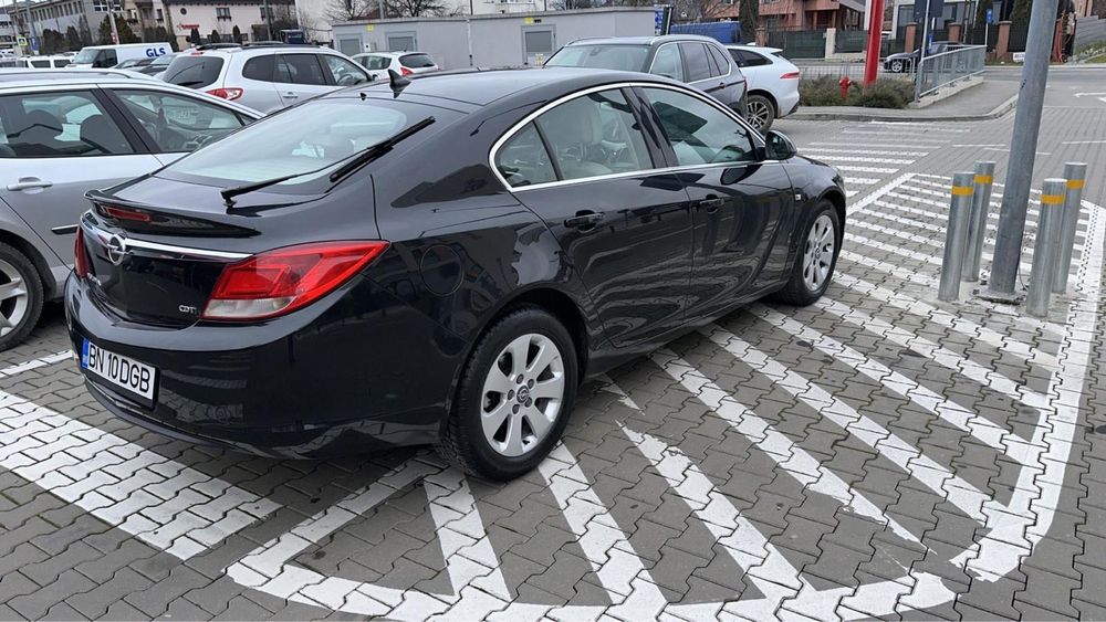 Vand opel insignia 2010